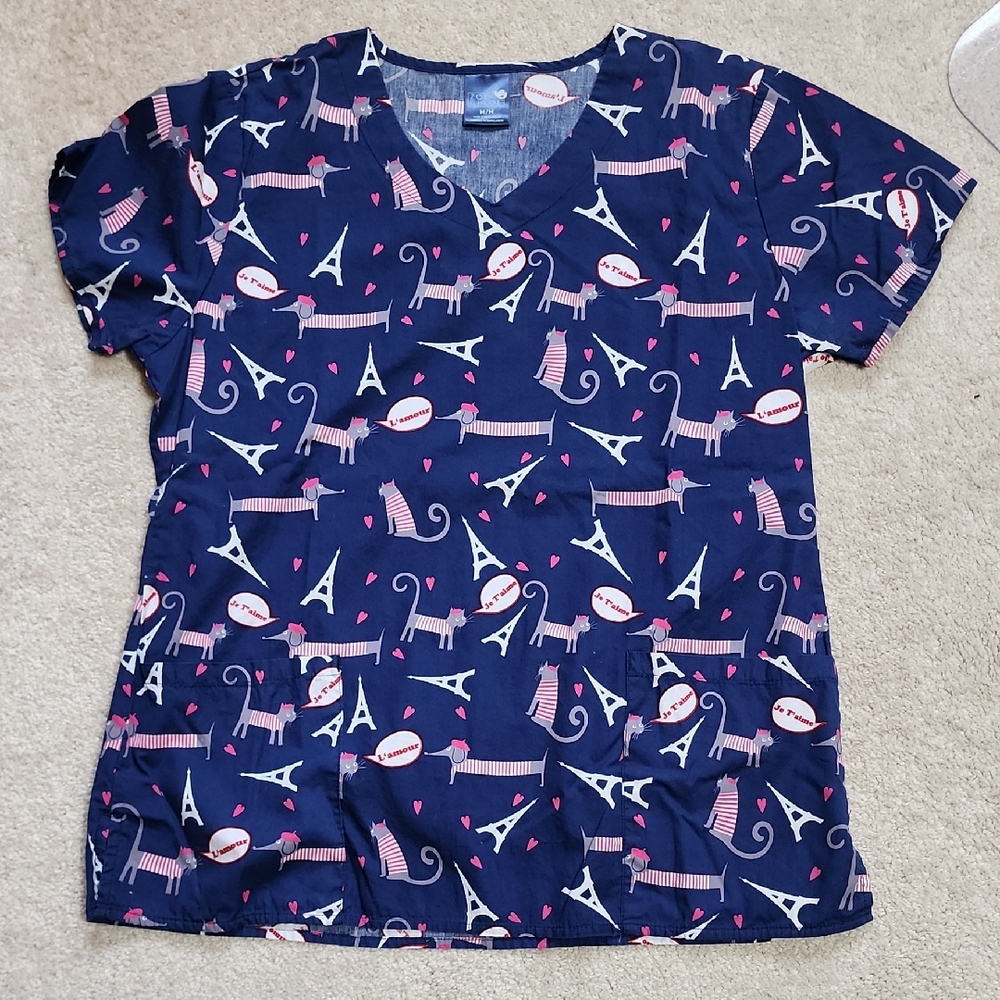 Zoe + Chloe Navy French Theme Print Scrub Top. Medium